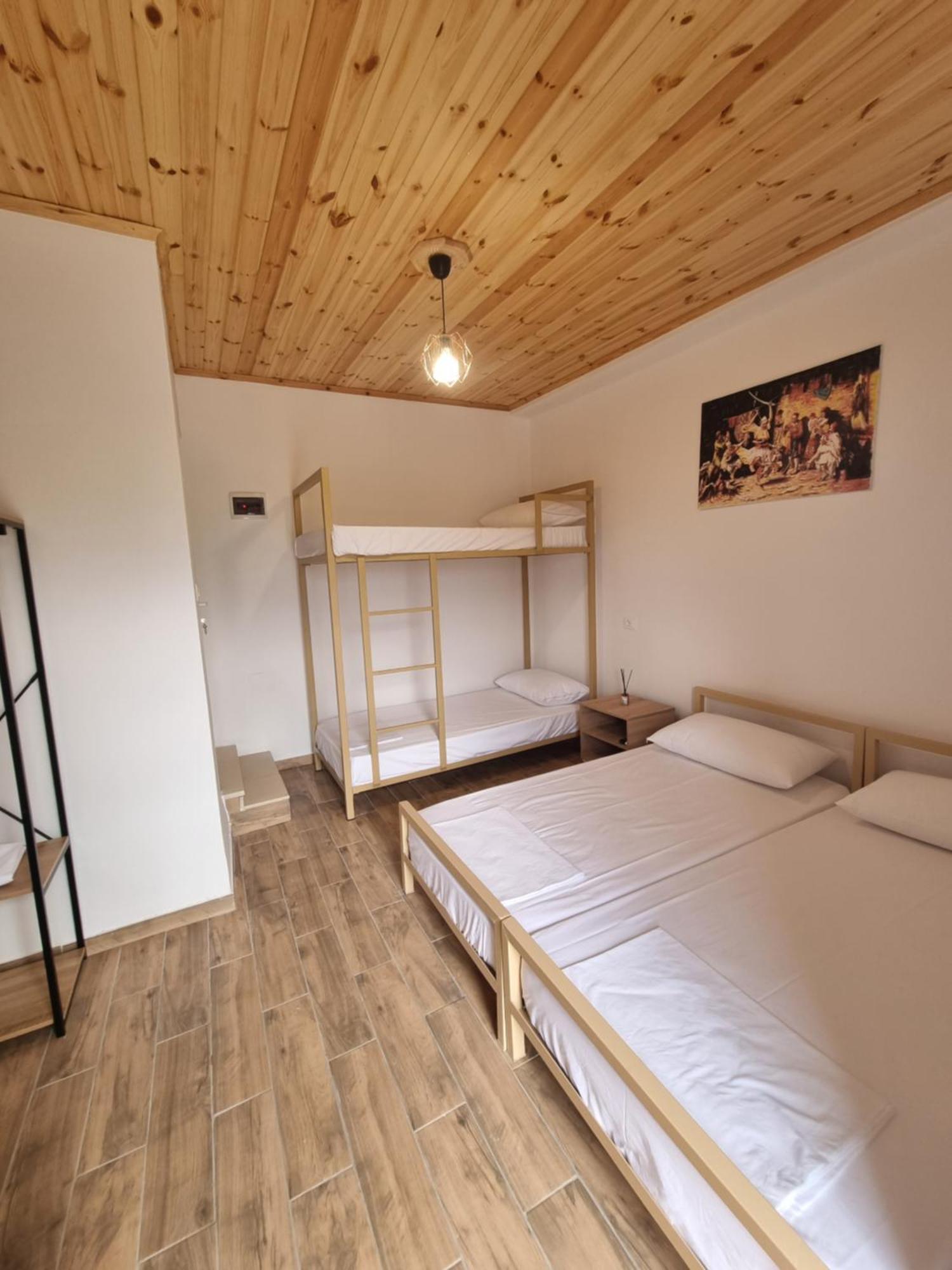Bed and Breakfast Tony'S Terrace Gjirokastër Exterior foto